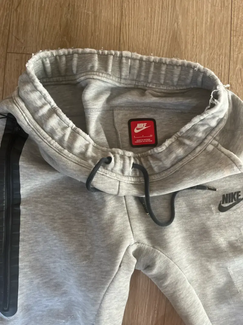 Pantalón nike tech - 2