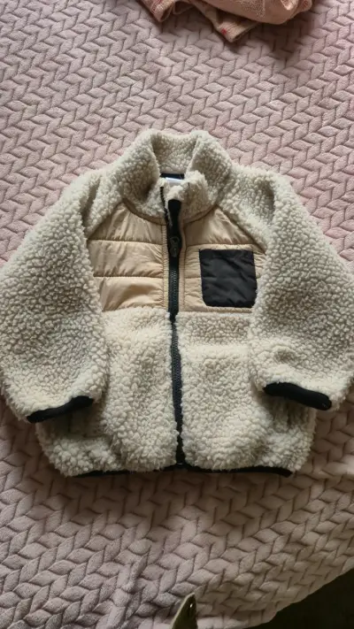 Chaqueta de niñas diferente talla - miniatura 1