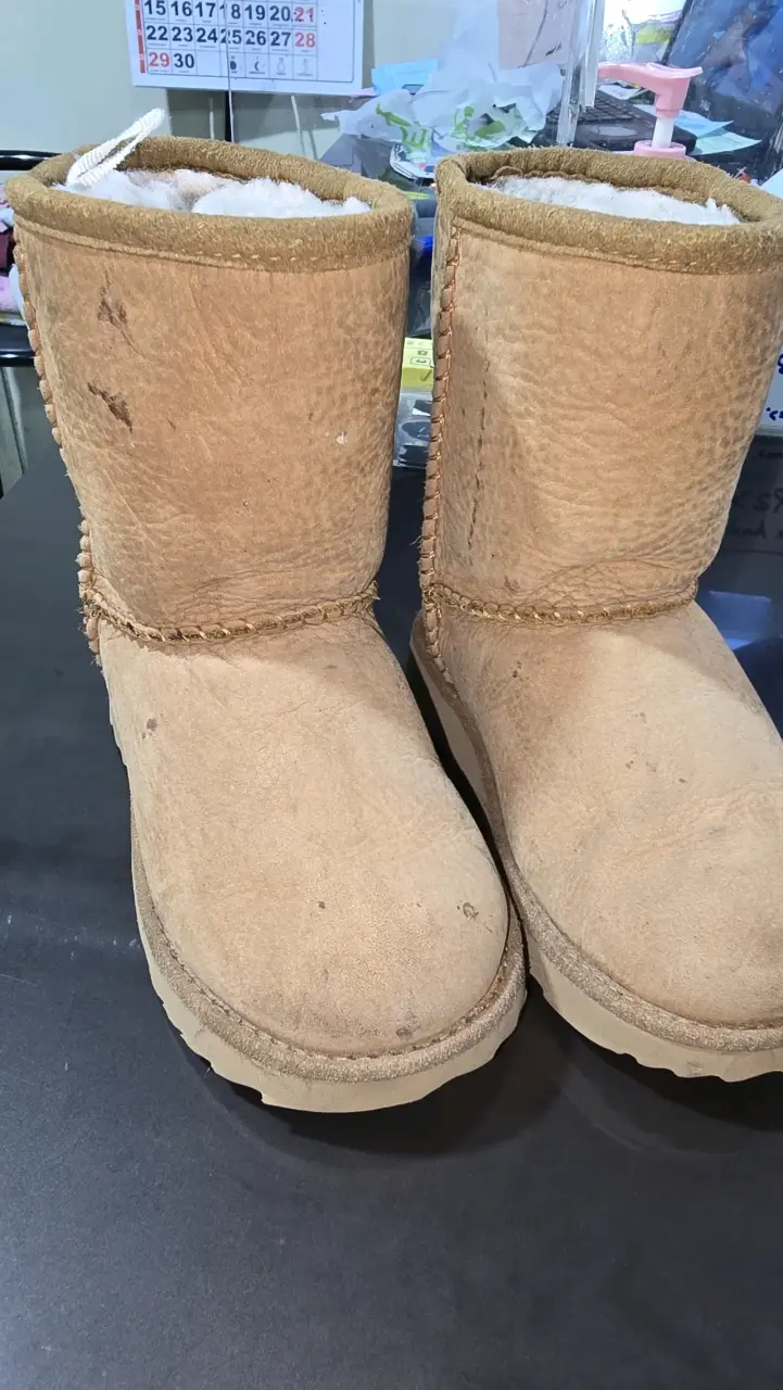 Botas de gamuza café - 1