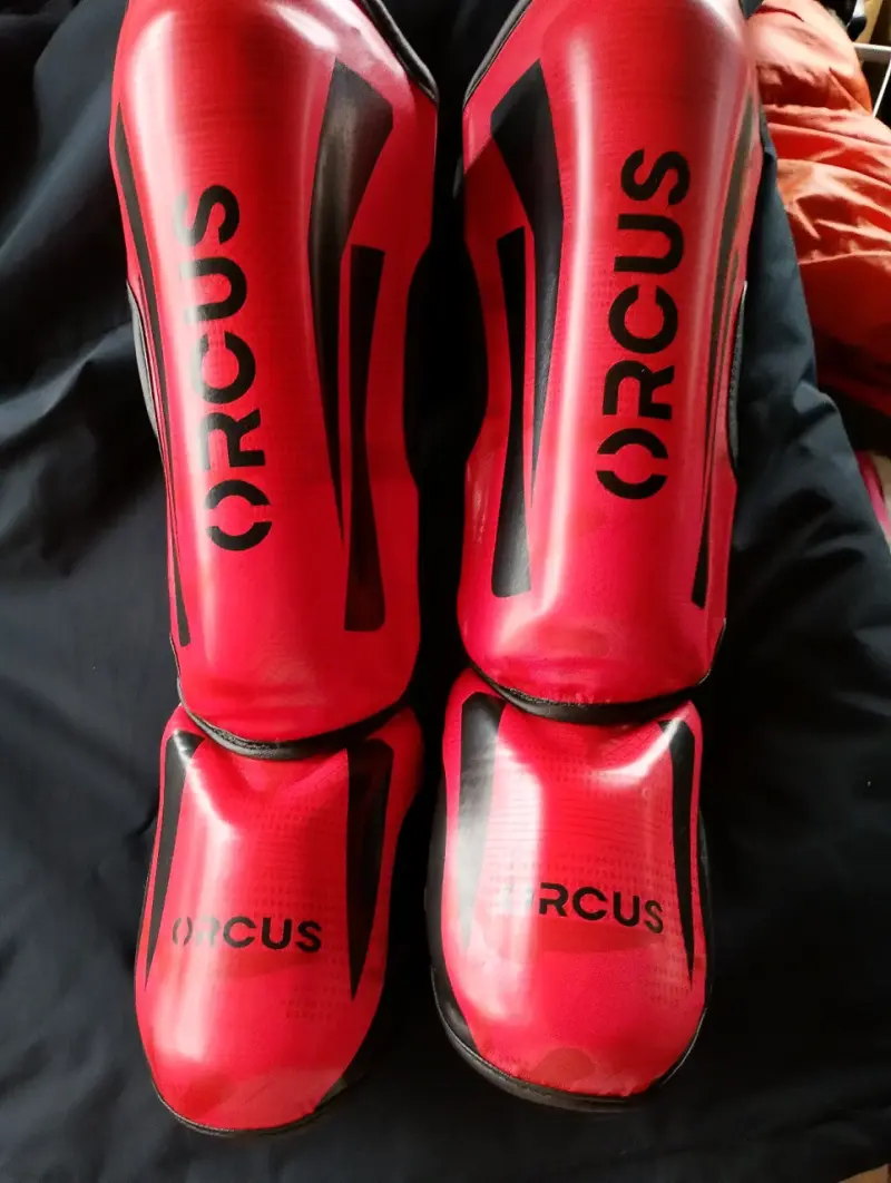Espinilleras de boxeo Orcus rojas - 1