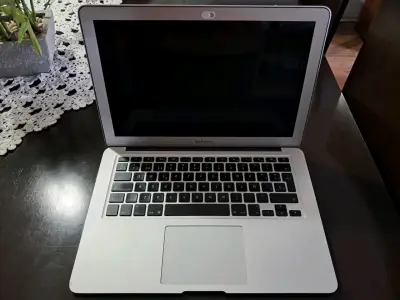 Laptop MacBook Air 13 pulgadas - miniatura 1
