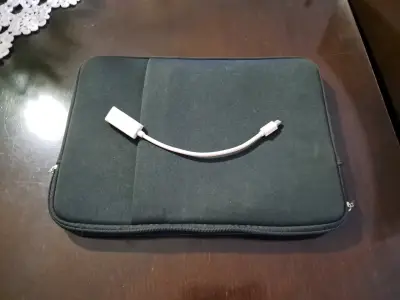 Laptop MacBook Air 13 pulgadas - miniatura 3