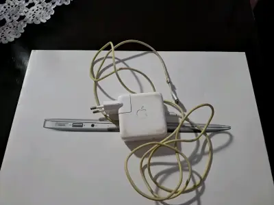 Laptop MacBook Air 13 pulgadas - miniatura 5