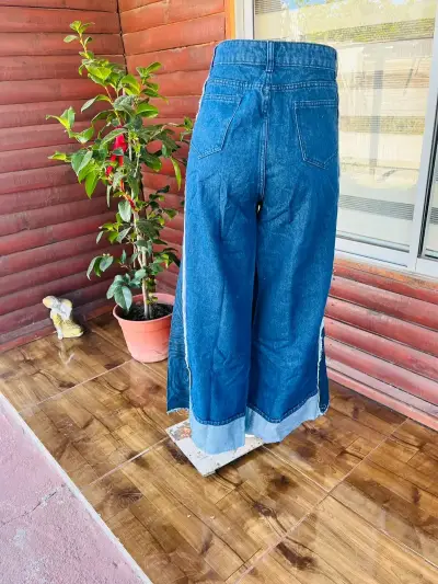 Jeans acampanados azul - miniatura 3