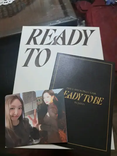 Álbum y photocards twice - miniatura 1