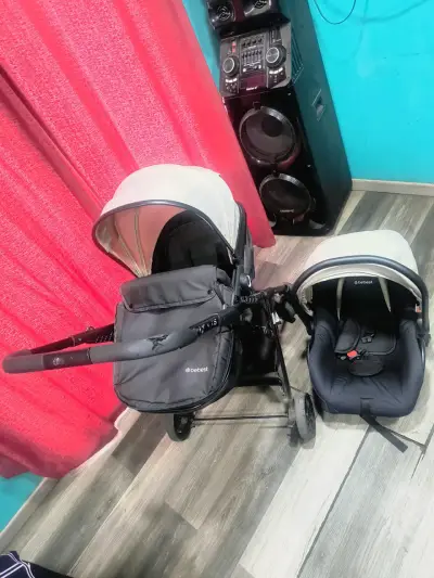 Coche de bebé con silla de auto - miniatura 3