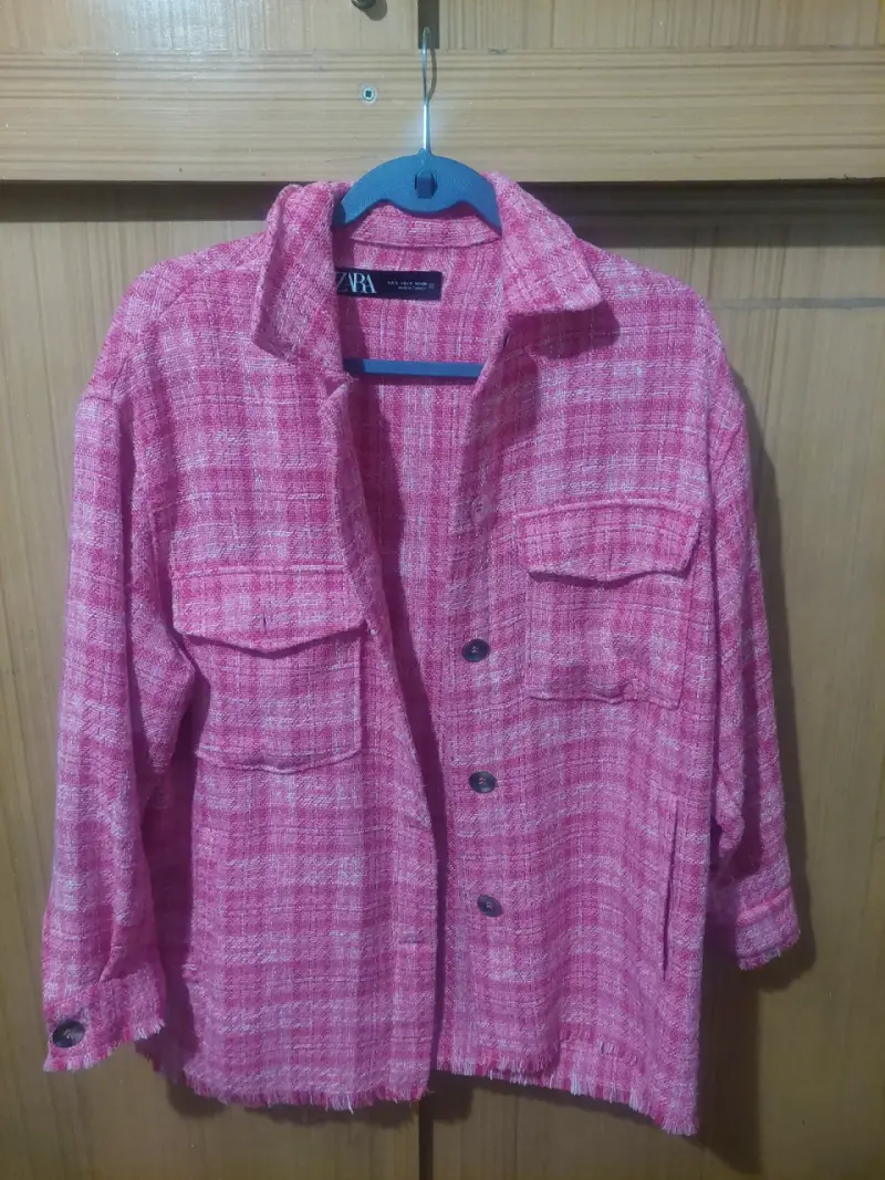 Chaqueta rosa de lana Zara