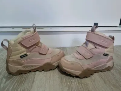 Botas rosadas para niños talla 28 - miniatura 1