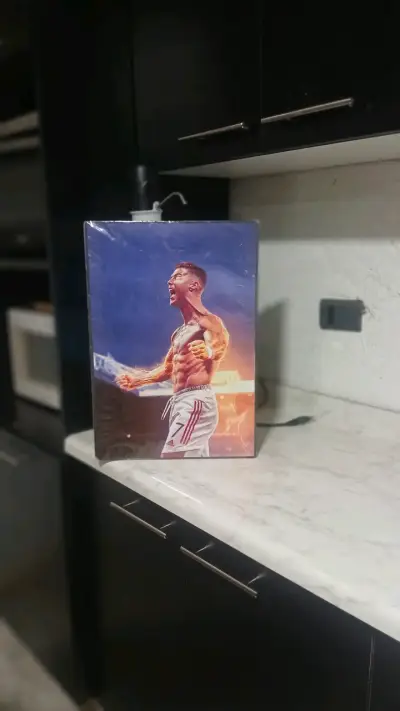 Cuadro decorativo de CR7!! - miniatura 2