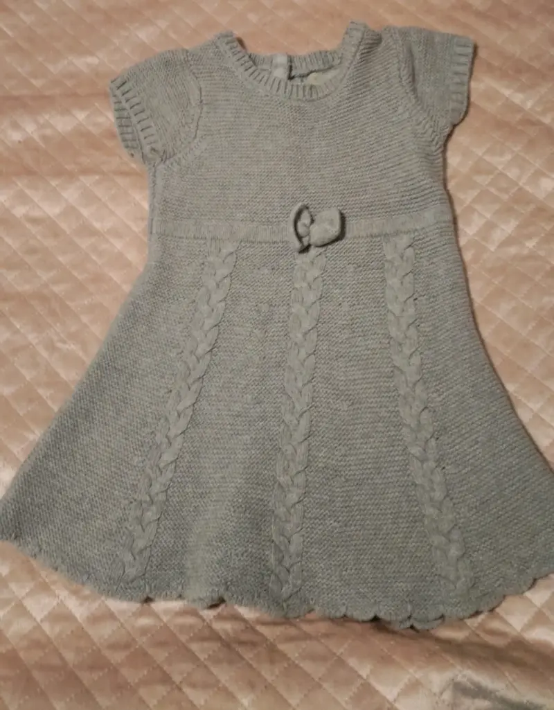 Vestido tejido infantil gris