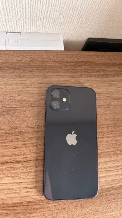 iPhone 12 negro - miniatura 1