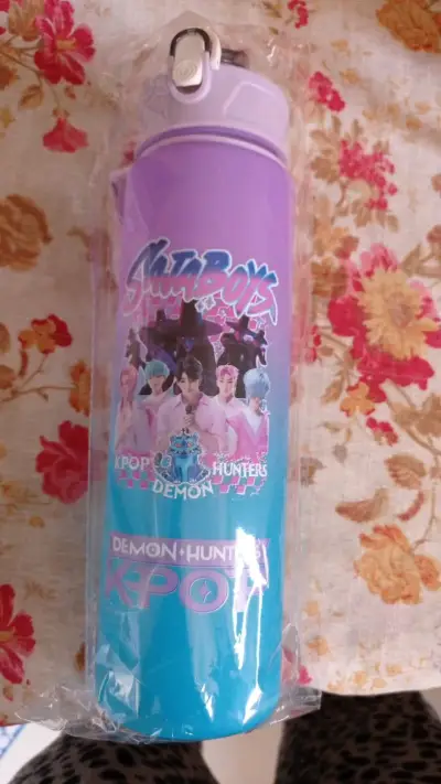 Botellas térmicas K-Pop Demon Hunters - miniatura 3