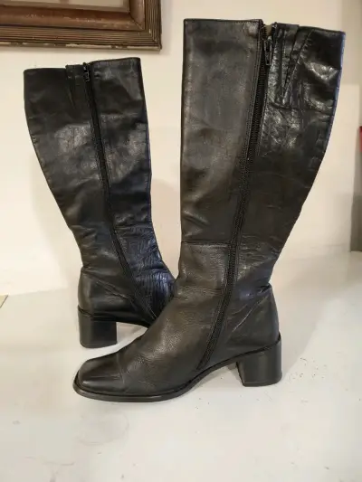 Botas altas de cuero negrotaco y punta cuadrada - miniatura 1