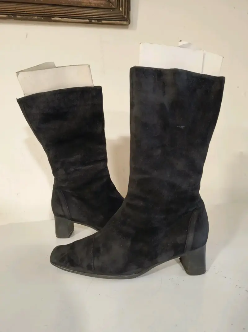 Botas negras de gamuzanro.38 - 1