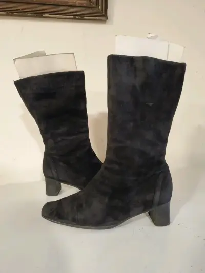 Botas negras de gamuzanro.38 - miniatura 1