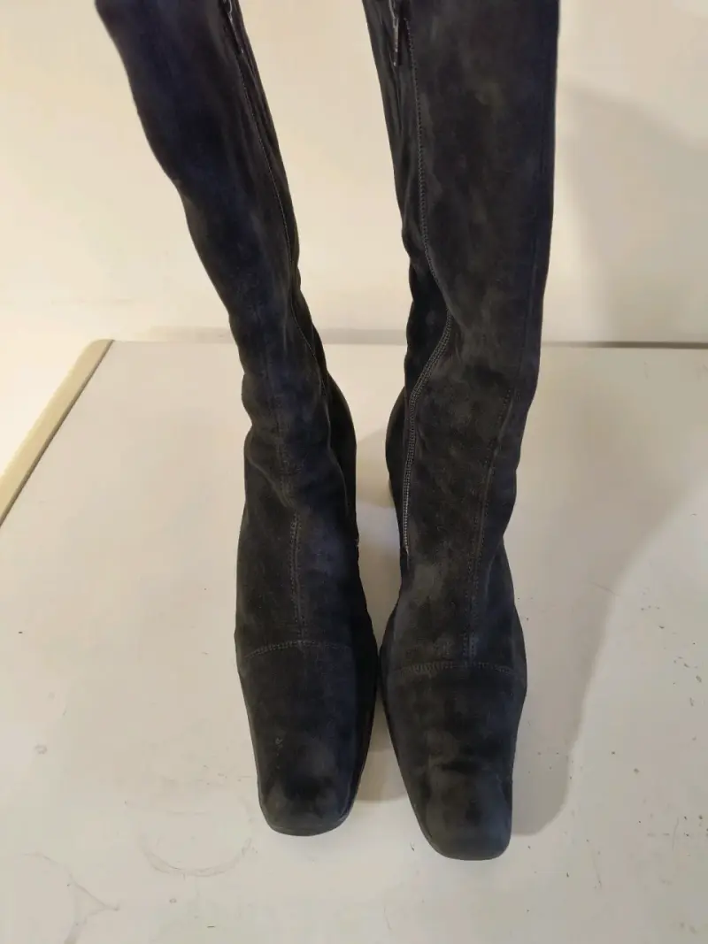 Botas negras de gamuzanro.38 - 4
