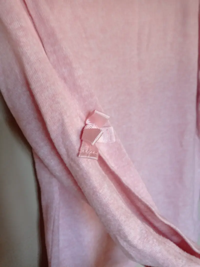 Polerón rosado con lazos coquette - 2
