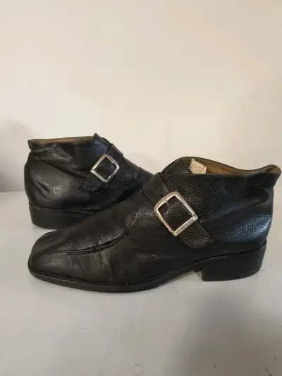 Botines de cuero negros con hebilla - miniatura 1