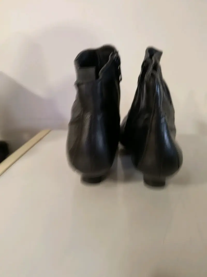 Botines negros de cuero - 3