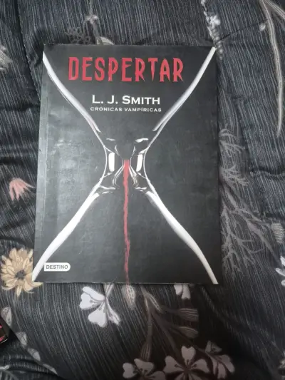 Libro Despertar de L. J. Smith - miniatura 1