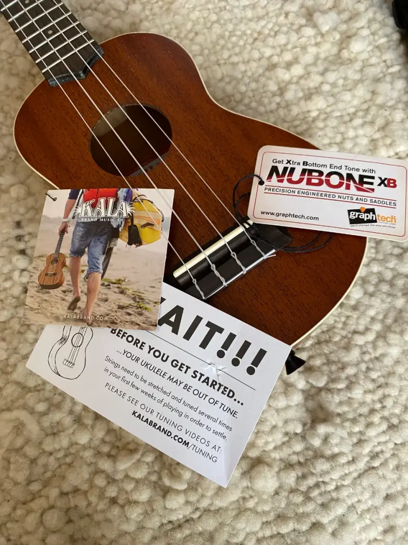 Ukelele Kala KA-S nuevo + estuche - 2