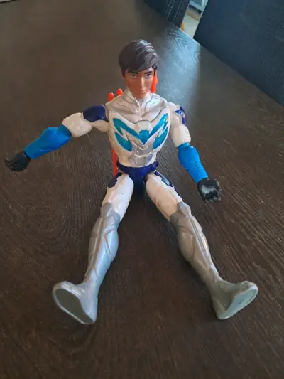 Figura de acción espacial - miniatura 3