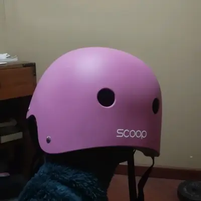 Casco rosa para bicicleta Scoop - miniatura 2
