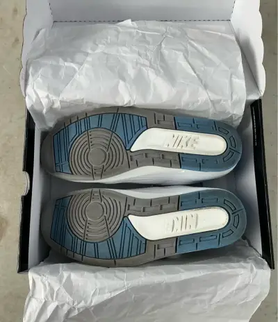 Jordan 2 UNC Originales - miniatura 2