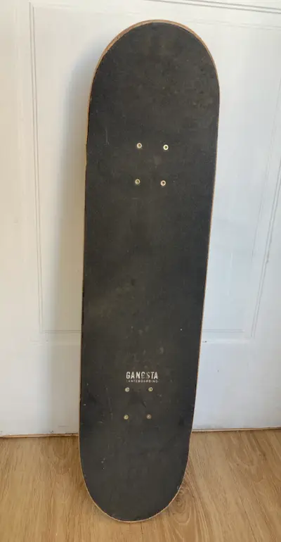 Tabla de skate Gangsta negra - miniatura 1