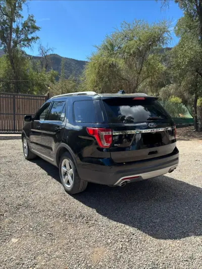 Ford explorer 2017 - miniatura 6