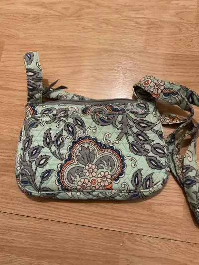 Cartera con estampado floral - miniatura 5