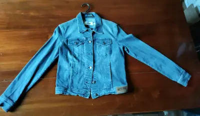 Chaqueta de mezclilla Moschino - miniatura 2