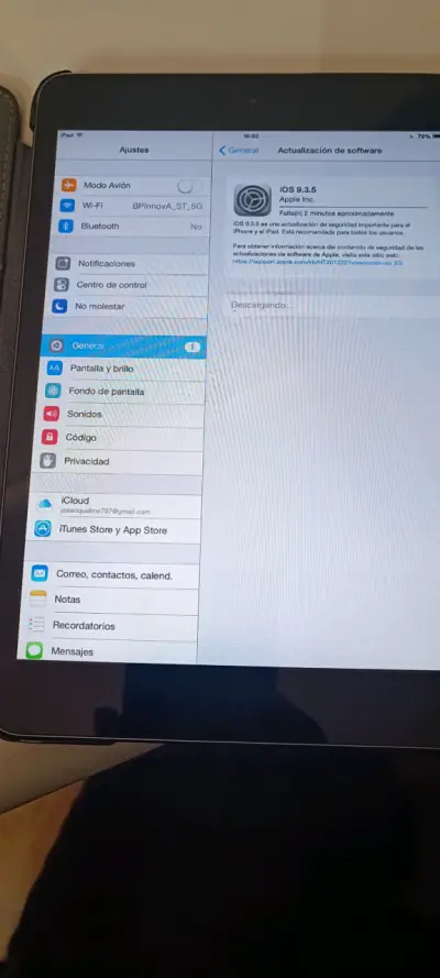 iPad negro en buen estado - miniatura 1