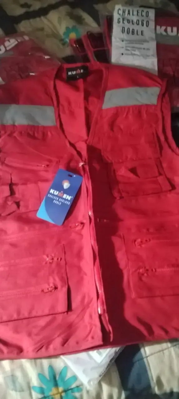 Chaleco Geologo rojo con bolsillos - 3