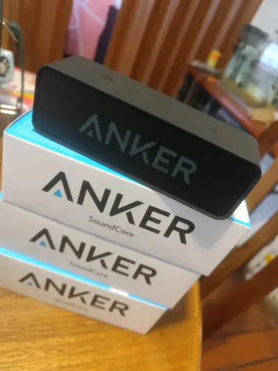Parlante portátil Anker SoundCore - miniatura 1