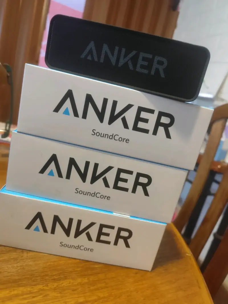 Parlante portátil Anker SoundCore - 2