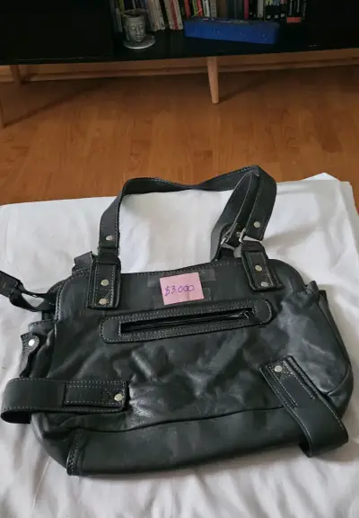 Carteras en buen estado - miniatura 4