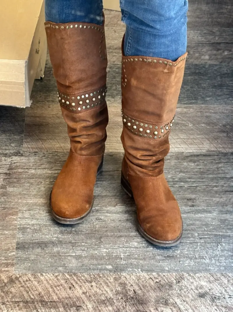 Botas marrones de gamuza marca Romano - 1