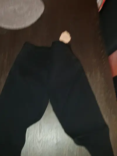 Leggings negros con brillantes - miniatura 3
