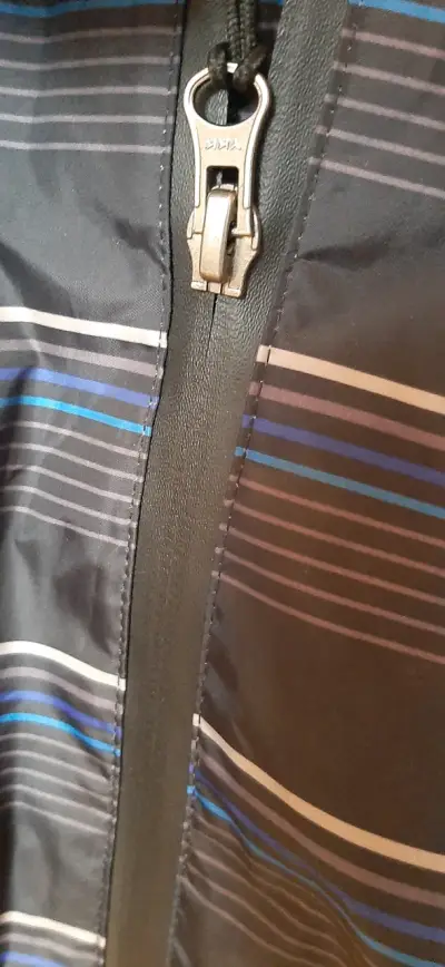 Chaqueta impermeable a rayas - miniatura 4