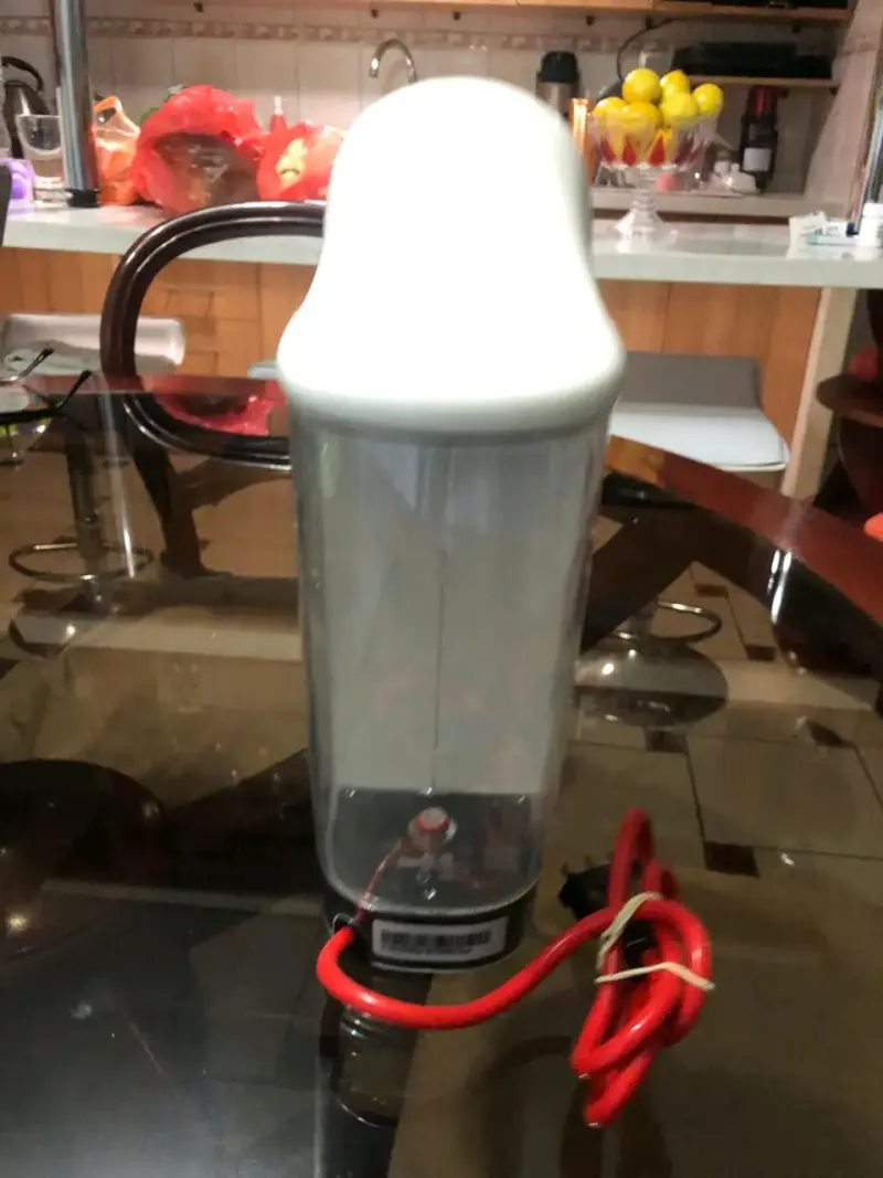 Cafetera Dolce Gusto blanca - 4