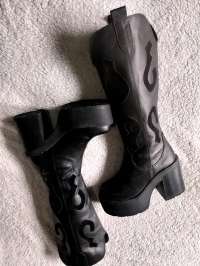 Botas largas 100%cuero y plataforma - miniatura 2