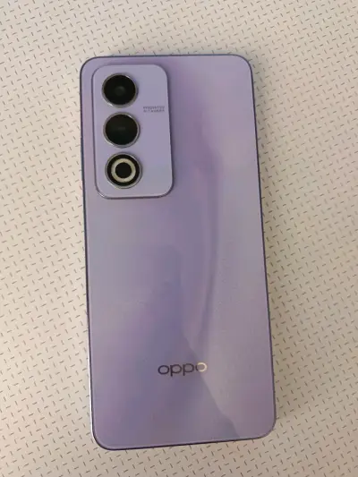 Smartphone Oppo A80 violeta tornasol - miniatura 1