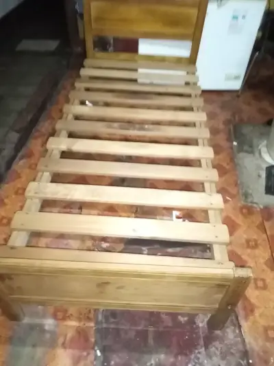 Cama individual de madera - miniatura 2