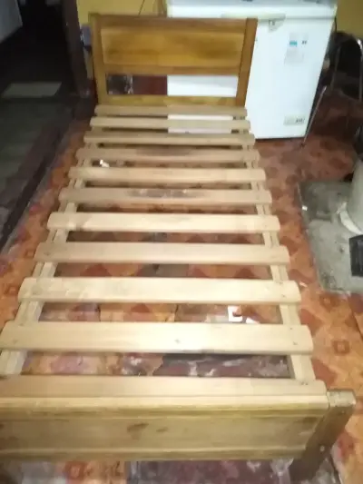 Cama individual de madera - miniatura 3