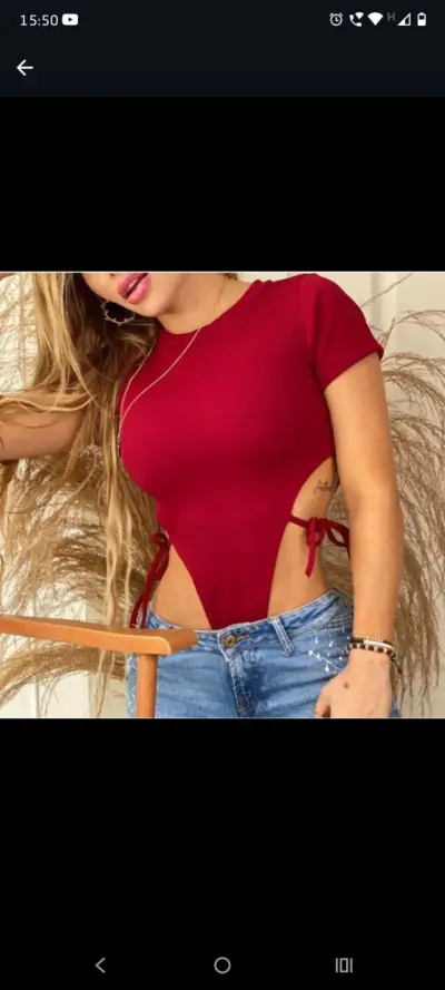 Body rojo ajustado con lazos ropa nueva - miniatura 1