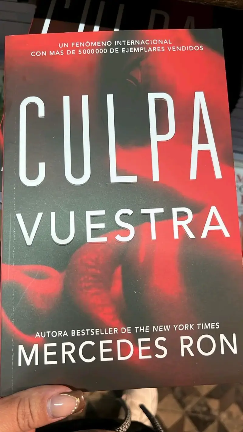 Libro 'Culpa vuestra' de Mercedes Ron