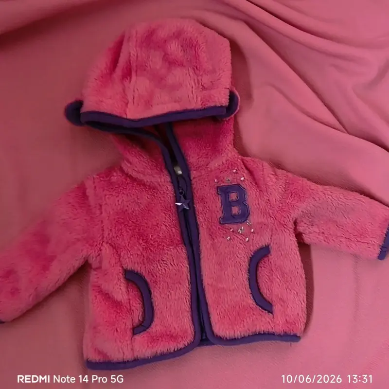Abrigo polar para bebé rosado