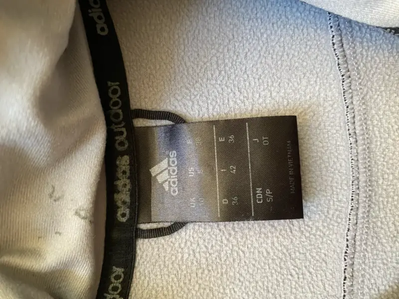 Chaqueta deportiva Adidas negra - 2