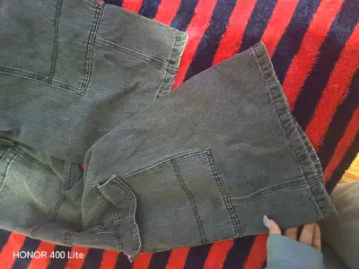 Pantalones cargo negros talla 40 - miniatura 4